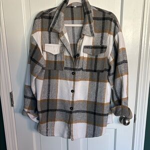 Plaid Button-Up Shirt in Gray and Tan